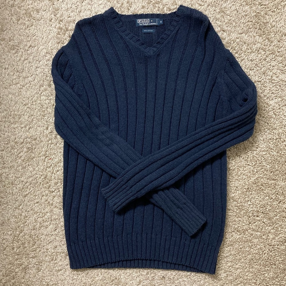 Cotton knit v neck sweater